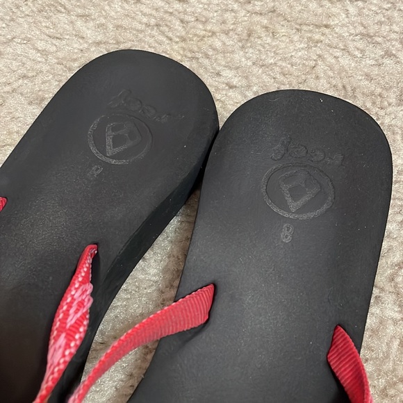 Reef Flip Flops - Picture 2 of 5